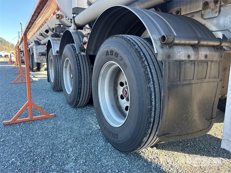 Advance 32500 L Tri/A Super B-Train Lead Tanker Trailer Tank prikolice