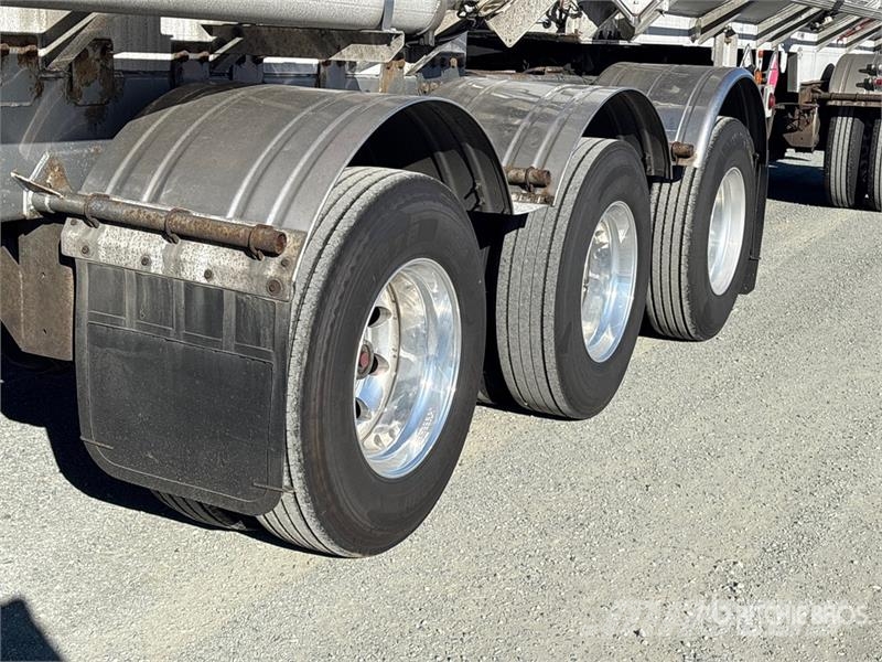 Advance 32500 L Tri/A Super B-Train Lead Tanker Trailer Tank prikolice