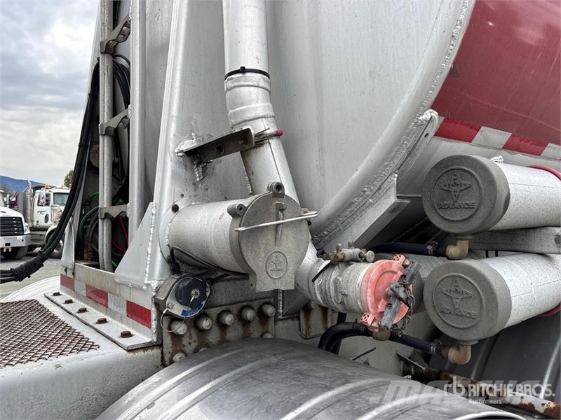 Advance 35500 L Tri/A Super B-Train Lead Tanker Trailer Prikolice za cisterne