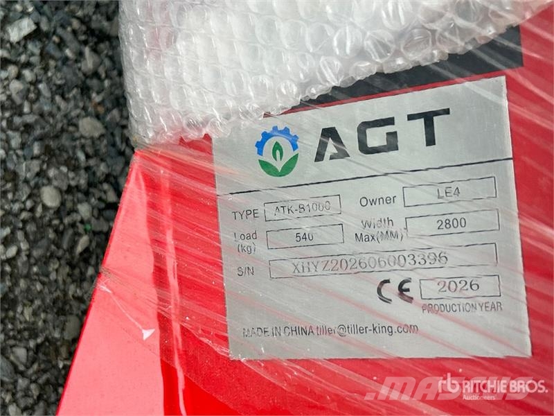 AGT ATK-B1000 2 Post 10000 lb Vehicle Lift (Unused) Građevinarstvo – ostalo