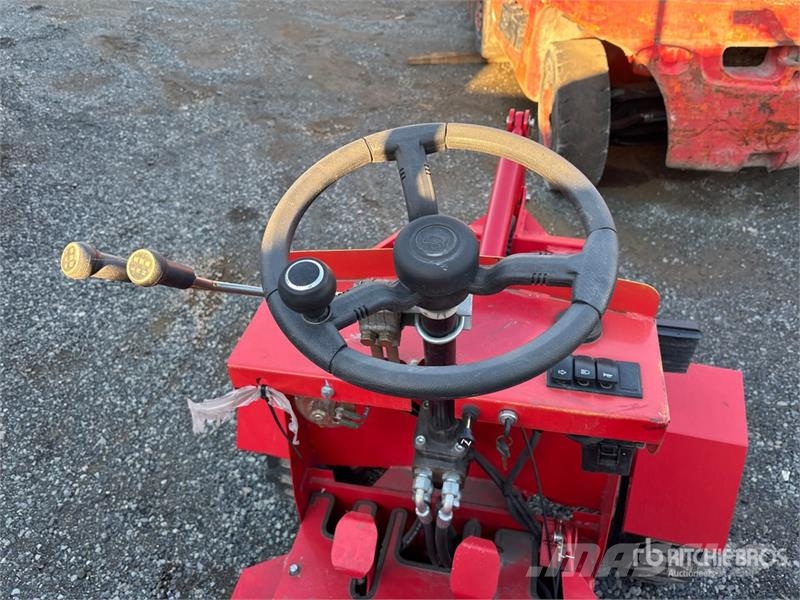 AGT KRW23 Mini Wheel Loader (Inoperable) Radlader