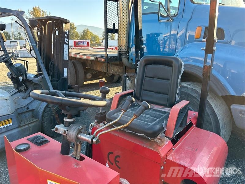 AGT KRW23 Mini Wheel Loader (Inoperable) Radlader