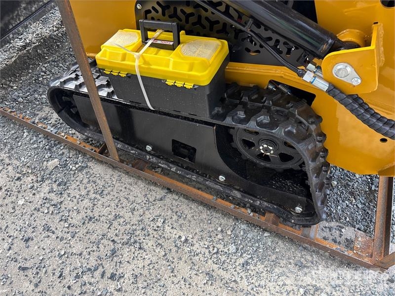 AGT MX-CRT23 Mini Compact Track Loader (Unused) Smykem řízené nakladače