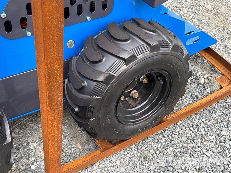AGT MX-MRW14 Mini Skid Steer Loader (Unused) 滑移轉向裝載機