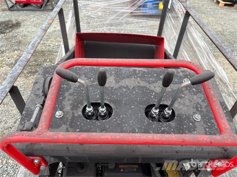 AGT QHT500FL Tracked Ride-On Stand-On Self-Loading (Un Andre komponenter