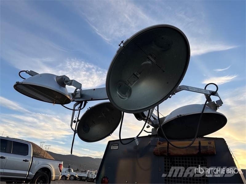 Allmand Bros 8 kW Light Tower Light towers