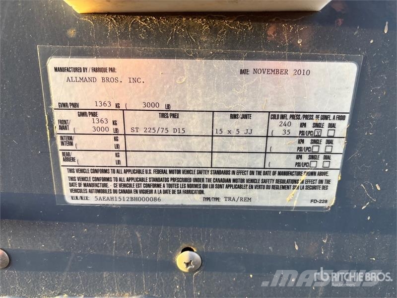 Allmand Bros 8 kW Light Tower Light towers