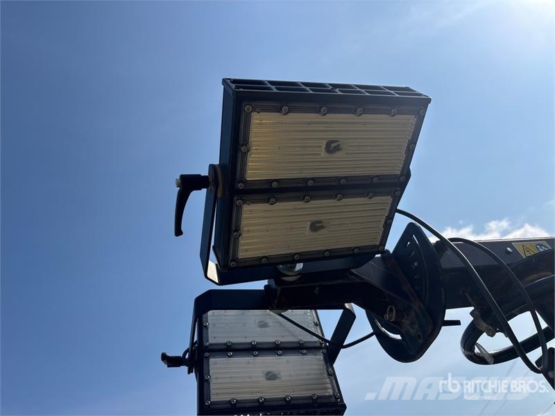 Allmand Maxi-Lite II Light towers