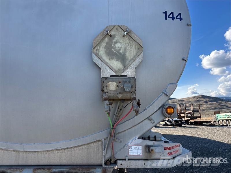 Allweld Super B-Train Tri/A Fuel Trailer Прицепы-цистерны
