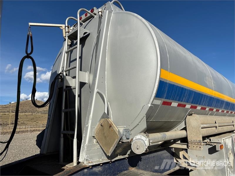 Allweld Super B-Train Tri/A Fuel Trailer Прицепы-цистерны