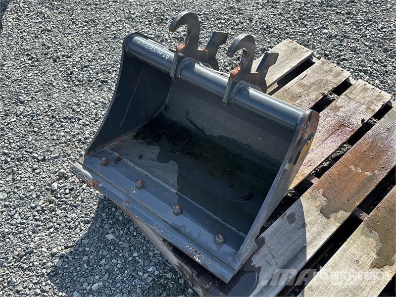 AMI 24CB15 23 in Q/C Cleanup Excavator Bucket دلاء