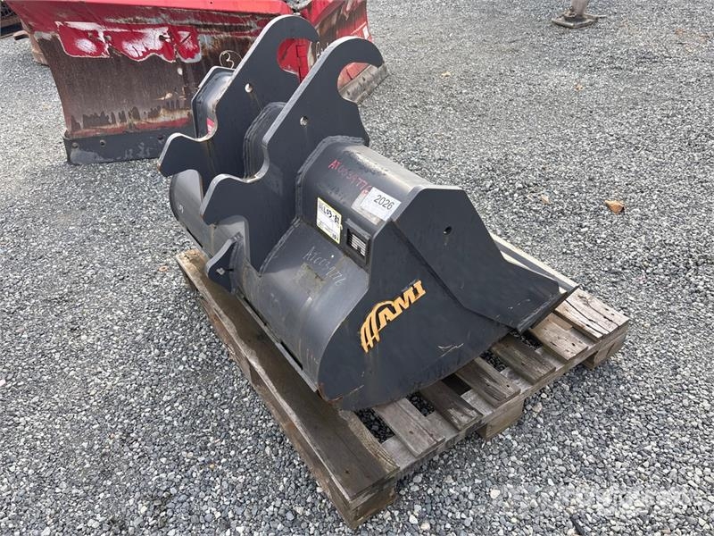 AMI 42CB88 40 in Q/C Cleanup Excavator Bucket Kanalak