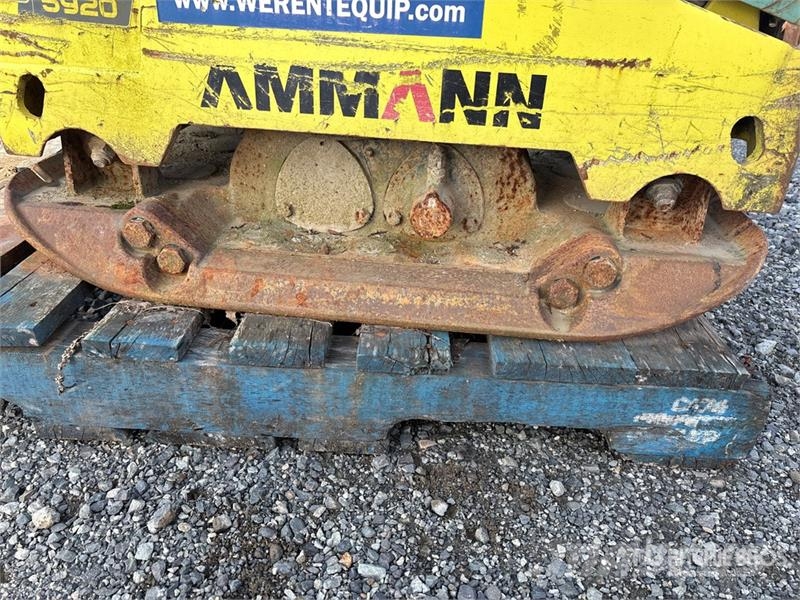 Ammann APR5920 Reversible Vibratory Plate Compactor Vibrátorok