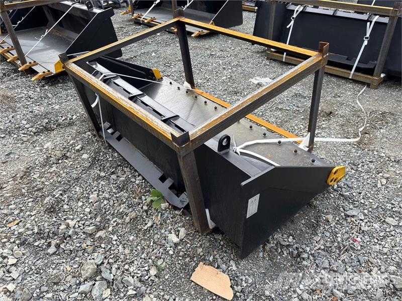 Anton Equipment Bucket 72 in Skid Steer Bucket (Un Žlice