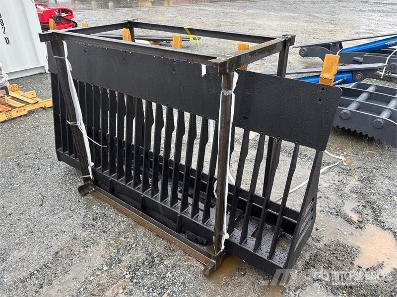Anton Equipment Bucket 80 in Skid Steer Bucket (Un Kašike / Korpe