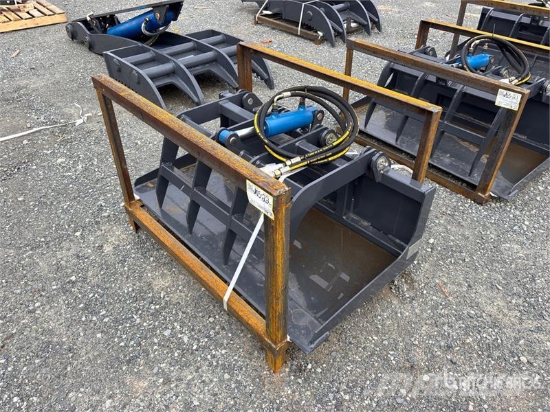  Anton Equipment MINI-HYBZ 48 in Mini Skid Steer Gr خطاطيف