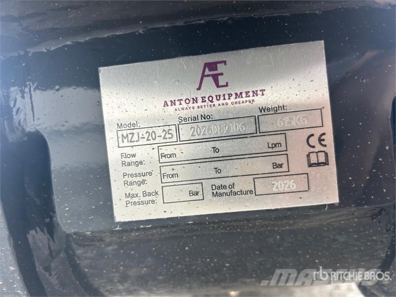  Anton Equipment MZJ-20-25 53 in Hydraulic Excavato دلاء