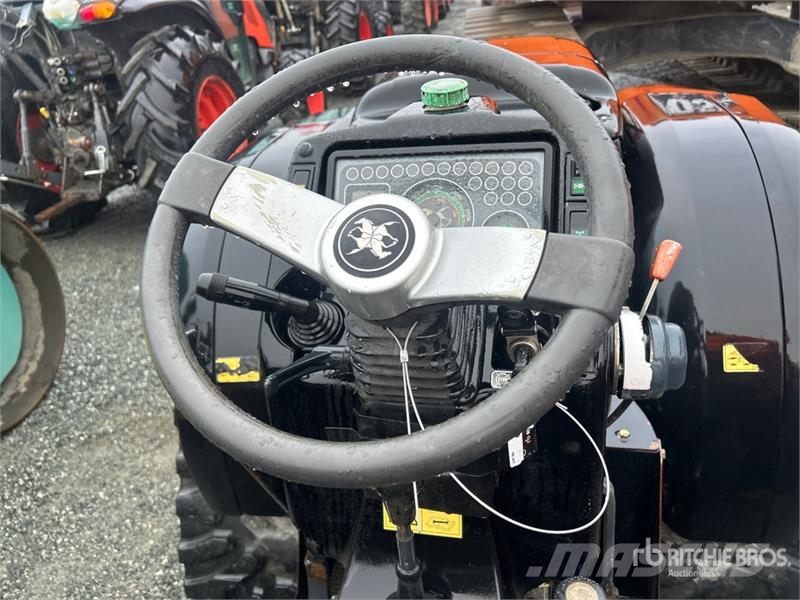 Antonio Carraro Mach 4 Articulated 4WD Tractor Diger tarim makinalari