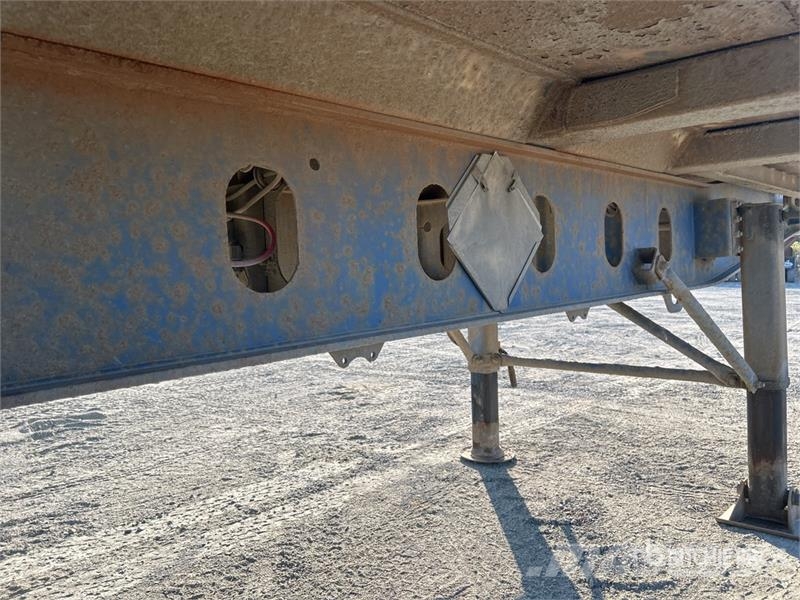 Arnes 30 ft Tri/A End Dump Trailer Самоскиди