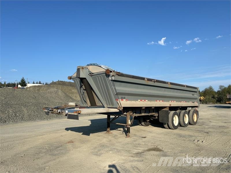 Arnes 30 ft Tri/A End Dump Trailer Самоскиди