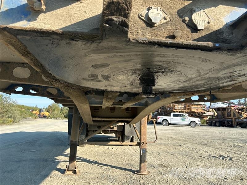 Arnes 30 ft Tri/A End Dump Trailer Самоскиди