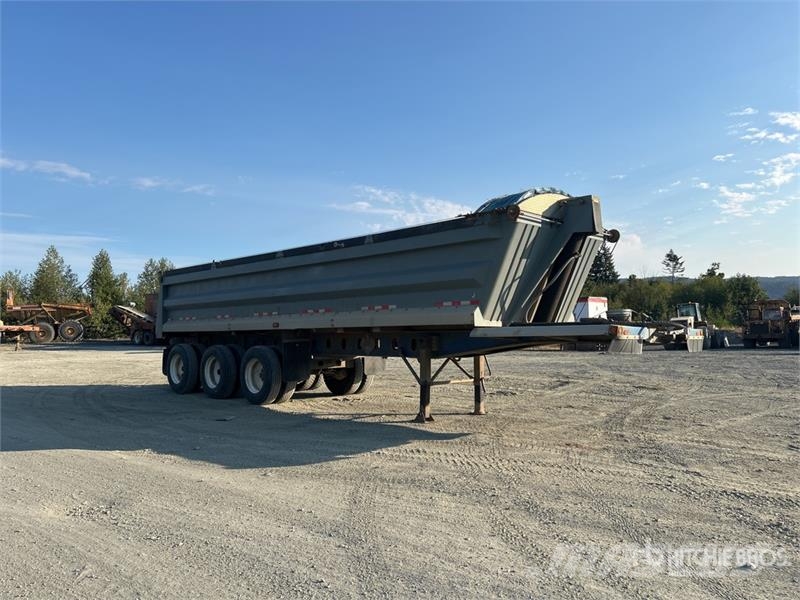 Arnes 30 ft Tri/A End Dump Trailer Самоскиди
