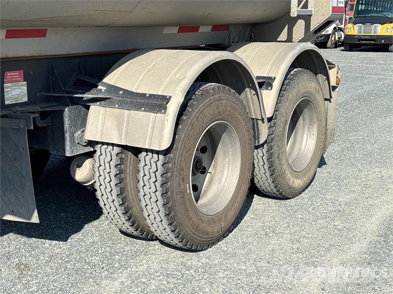Arnes 450 25 ft Quad/A Pup End Dump Trailer Самоскиди