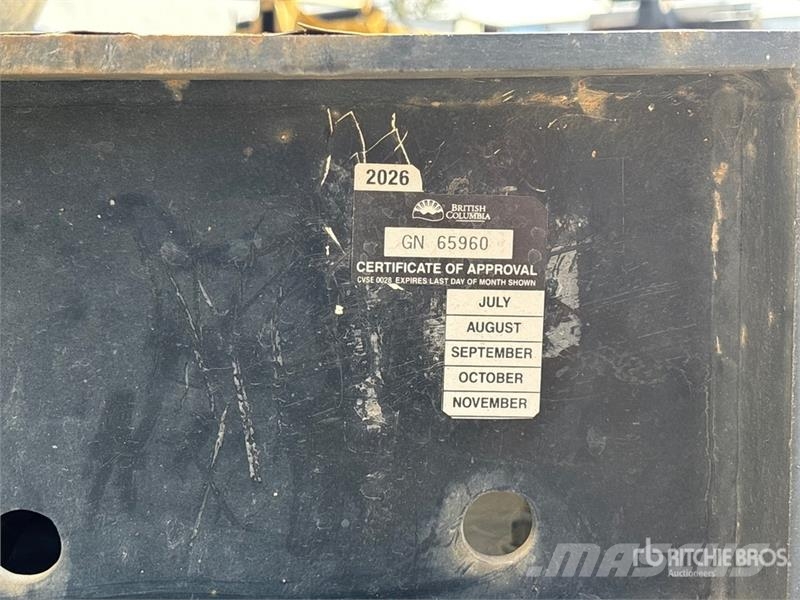Arnes 450 25 ft Quad/A Pup End Dump Trailer Самоскиди