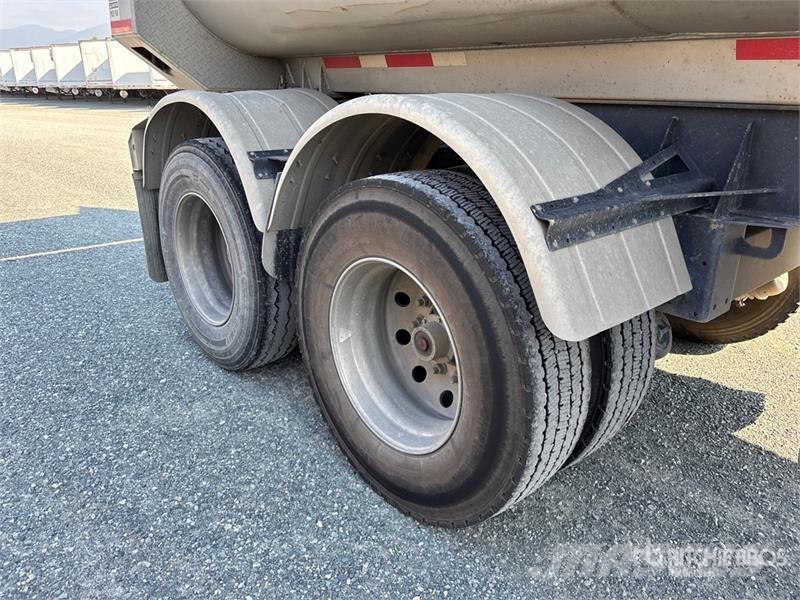 Arnes 450 25 ft Quad/A Pup End Dump Trailer Самоскиди