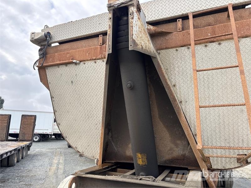 Arnes FD-306 25 ft 6 in Quad/A Turntable End Dump Traile Anhænger med tip