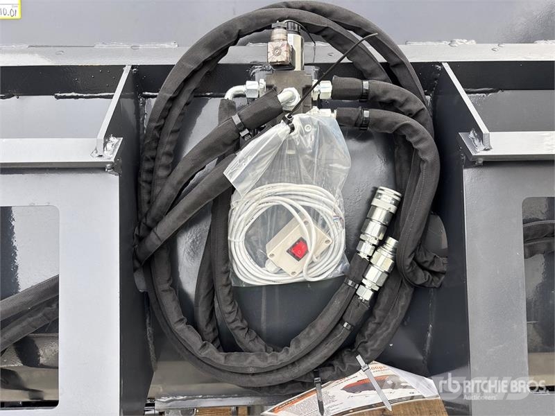 Arteer CM-300V 53 in Skid Steer Concrete Mixer (Unused) Betonski/ žbukarski mikseri