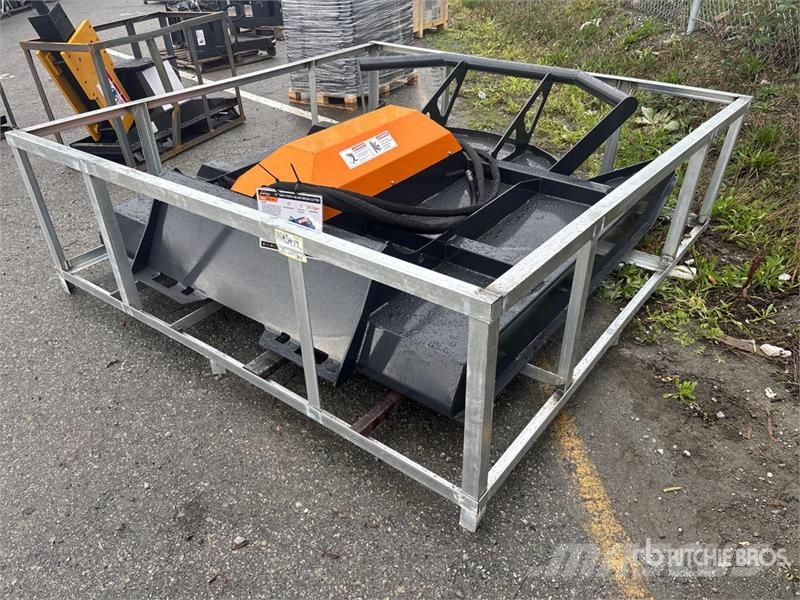 Arteer HDBC-72W 72 in 72 In 4-Blade Skid Steer Brush Cutt Навесные и прицепные косилки