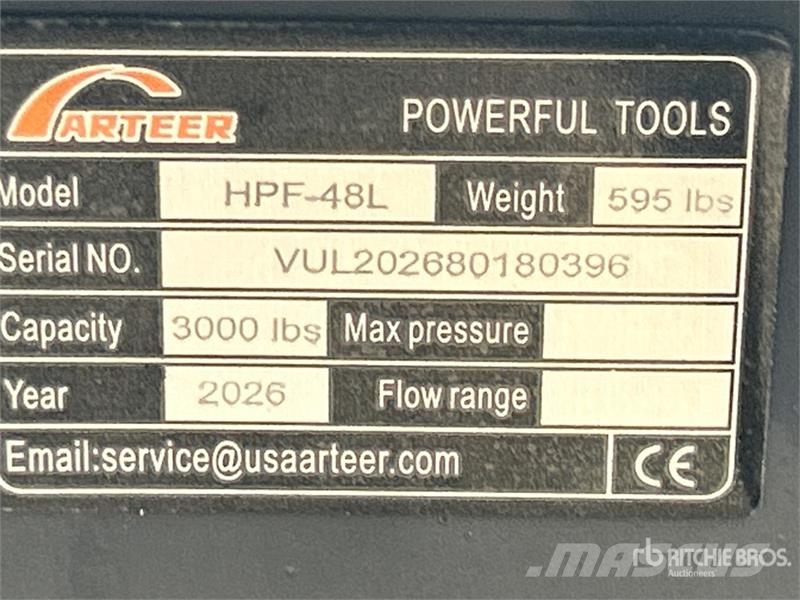 Arteer HPF-48L 48 in Hydraulic Skid Steer Forks (Unused) Forquilhas