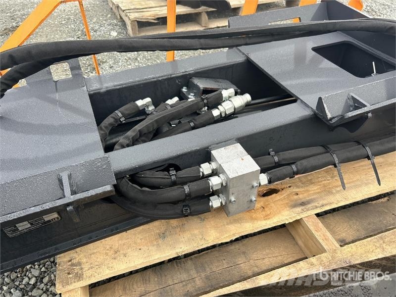 Arteer HPF-48L 48 in Hydraulic Skid Steer Forks (Unused) Forquilhas