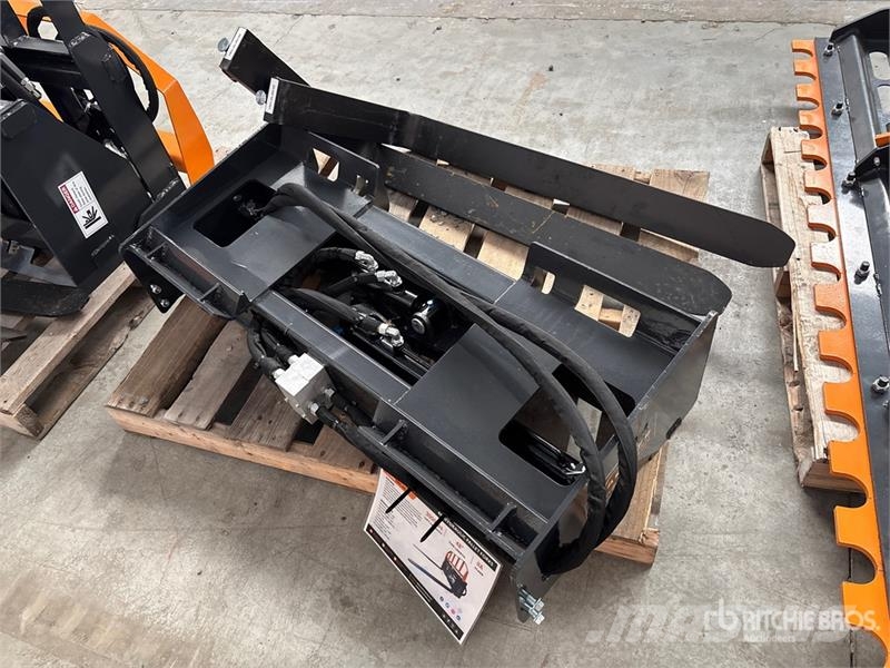 Arteer HPF-48L 48 in Hydraulic Skid Steer Forks (Unused) Fourche
