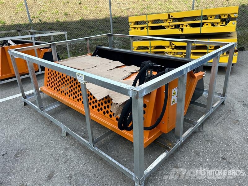 Arteer LRR-74W 74 in Skid Steer Landscape Rake (Unused) Ancinho virador