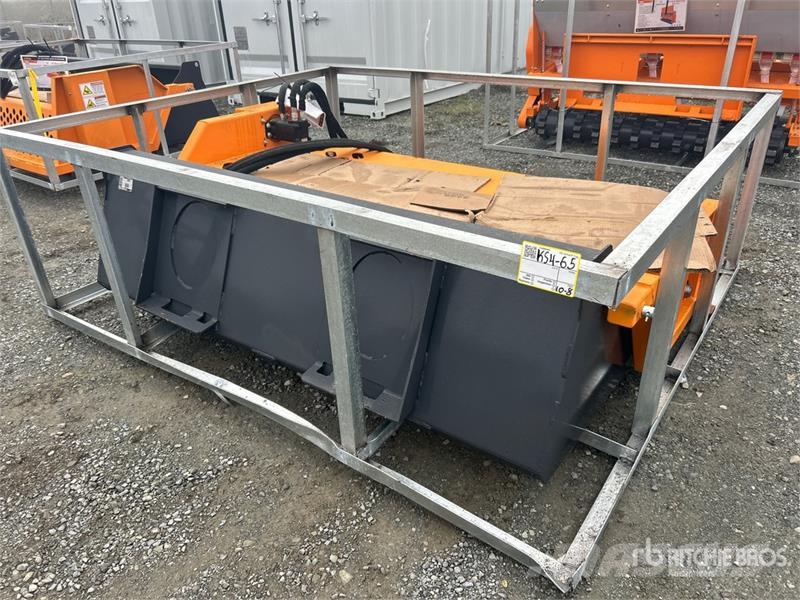 Arteer LRR-74W 74 in Skid Steer Landscape Rake (Unused) مكابس وميبسات التبن