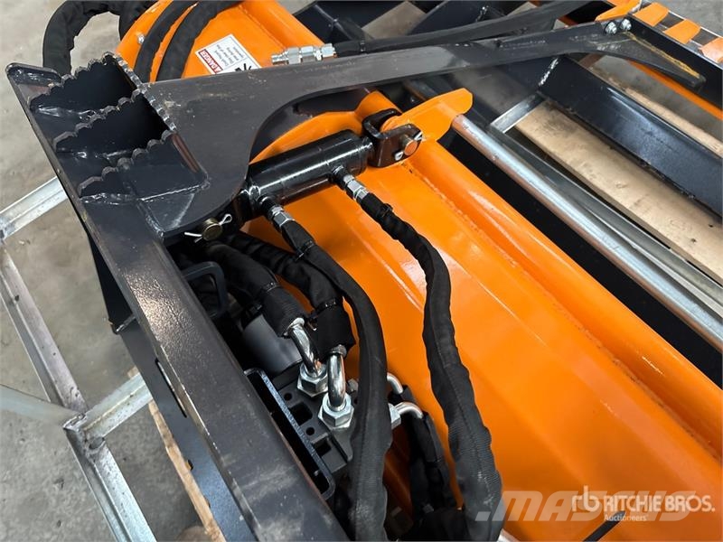 Arteer PRLP-84W 84 in 84 In Power Rake Skid Steer Landpla Setvospremači