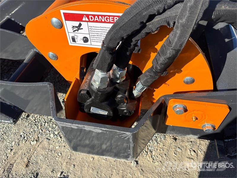 Arteer PRLP-84W 84 In Power Rake Skid Steer Landplane (Un Sladdar