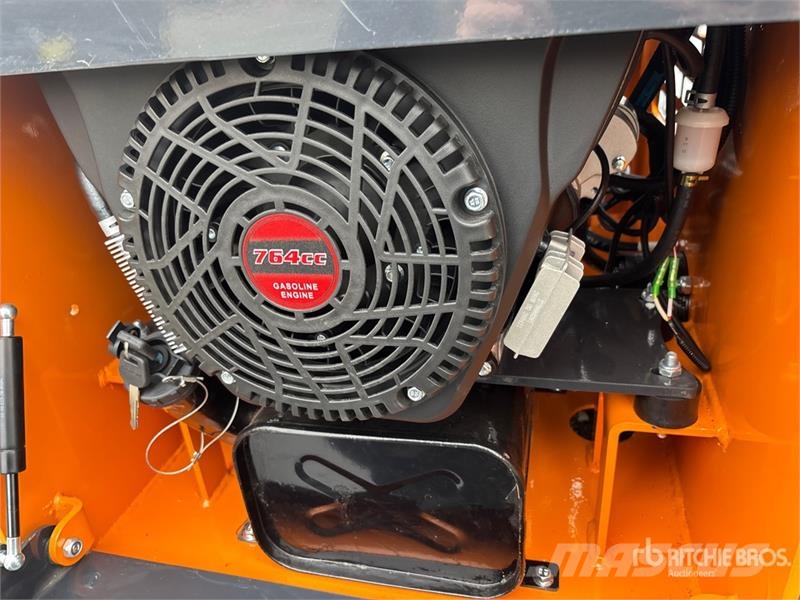 Arteer QB-480 Mini Compact Track Loader (Unused) Mini Pale Gommate