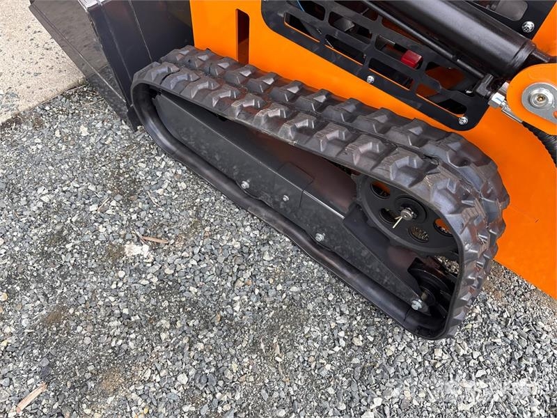 Arteer QB-480 Mini Ride On Compact Track Loader (Unused) Мини товарачи