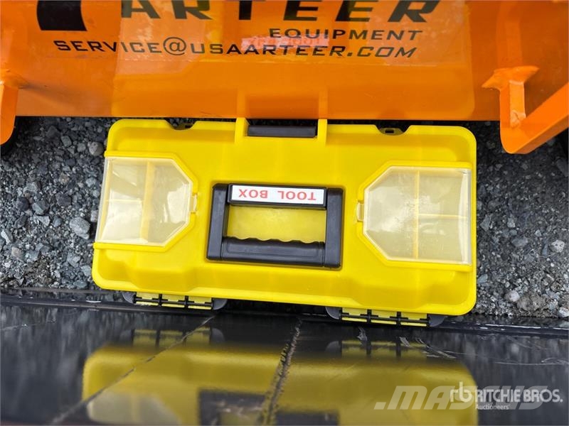 Arteer QB-480 Mini Ride On Compact Track Loader (Unused) Мини товарачи