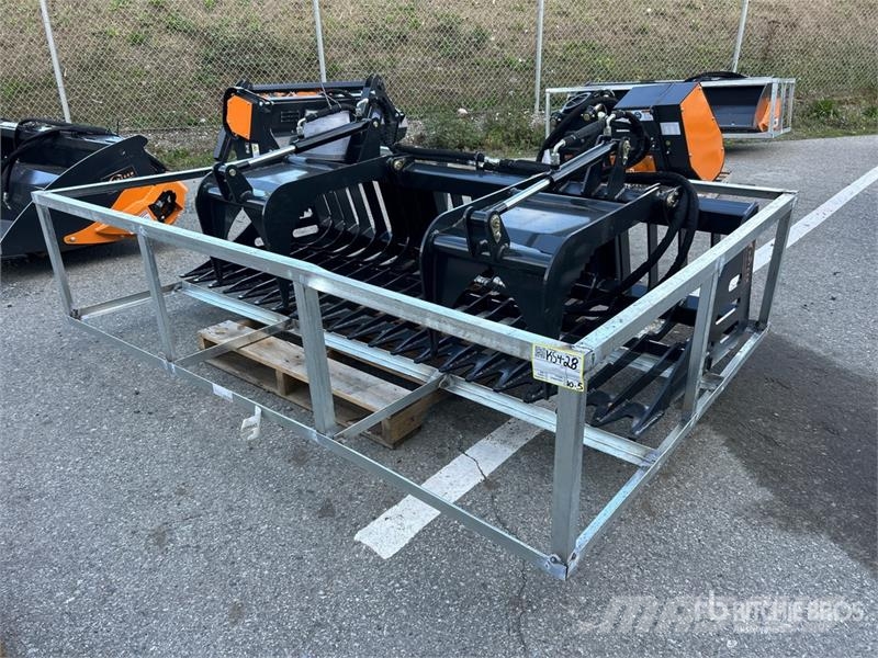 Arteer RGB-84W 84 in Rock Skid Steer Grapple Bucket (Unus Pinzas