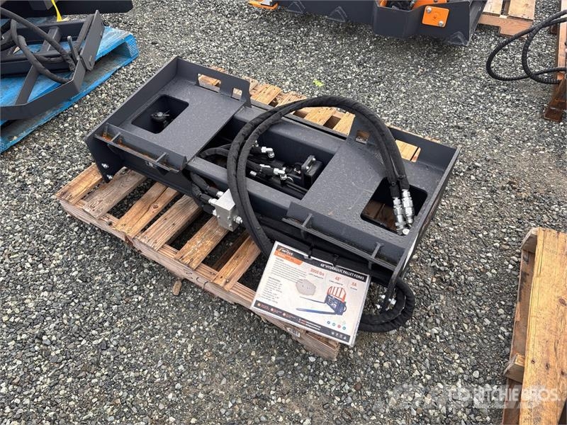 Arteer RPT-42L 42 in Skid Steer Forks (Unused) Furci