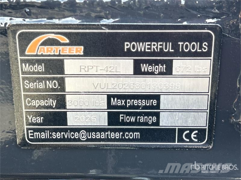 Arteer RPT-42L 60 in Rotating Hydraulic Skid Steer Forks Forquilhas