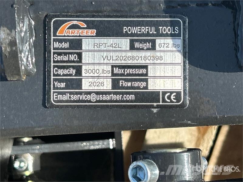 Arteer RPT-42L 60 in Rotating Hydraulic Skid Steer Forks  Forquilhas