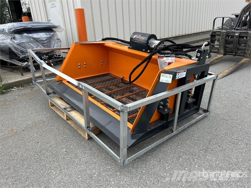 Arteer SB-72W 72 in Skid Steer Screening Bucket (Unused) Пресяващи кофи
