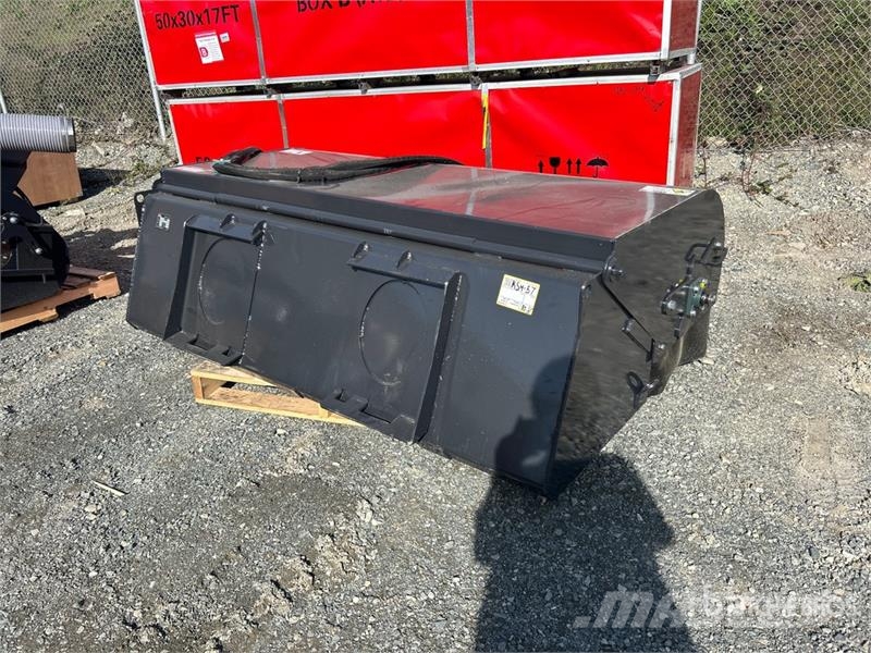 Arteer SS-72W 72 in Skid Steer Sweeper (Unused) فرش