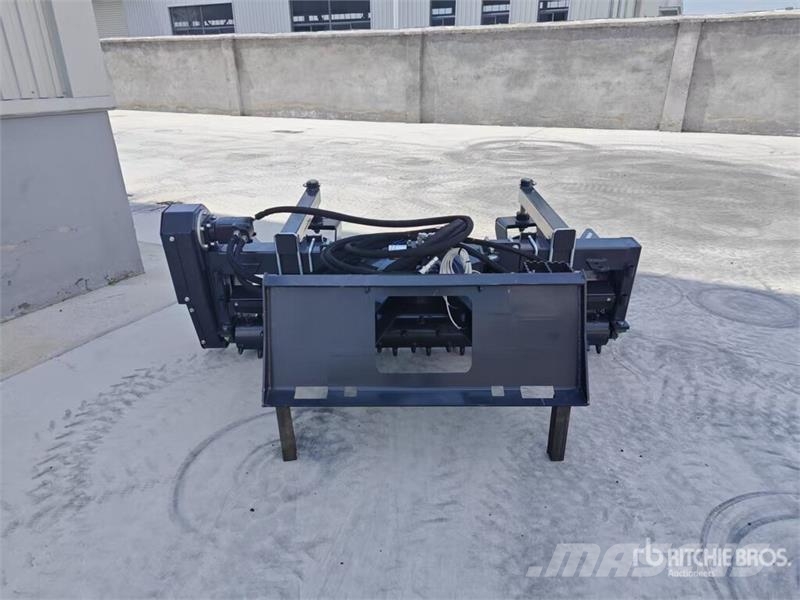 Arteer SSPR-72W 72 in Skid Steer Power Rake (Unused) Rakes and tedders