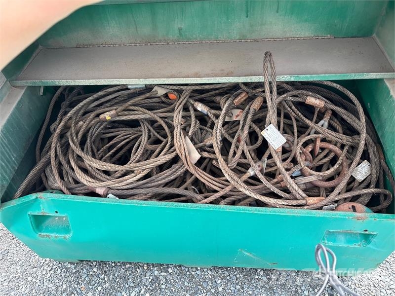 Assorted 5/8 in to 3/4 in Wire Rope Lifting Sonstige Baumaschinen